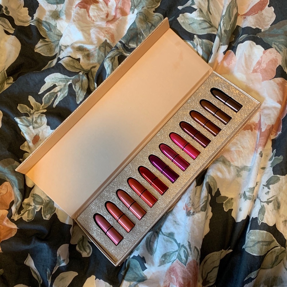MAC limited edition complete mini lipstick…